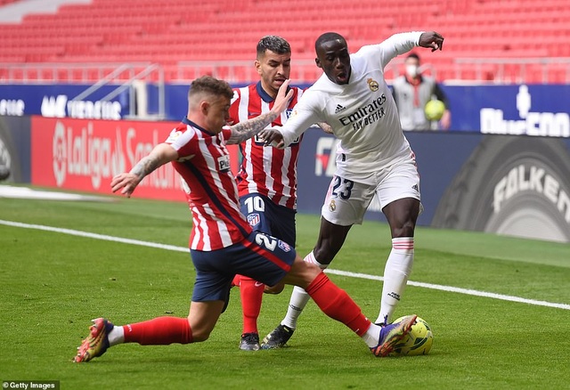 Những khoảnh khắc Real Madrid hút chết trên sân Atletico - 6 Những khoảnh khắc Real Madrid hút chết trên sân Atletico - 6