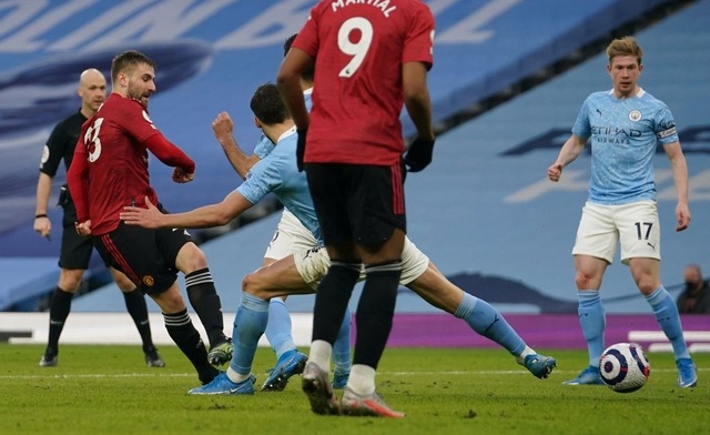 Man City 0-2 Man Utd: Đòn knock-out chớp nhoáng - 6 Man City 0-2 Man Utd: Đòn knock-out chớp nhoáng - 6