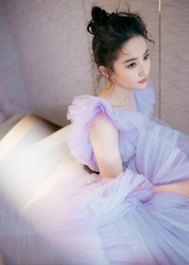 Thần tiên tỷ tỷ Lưu Diệc Phi lấy lại nhan sắc đỉnh cao - 4 Thần tiên tỷ tỷ Lưu Diệc Phi lấy lại nhan sắc đỉnh cao - 4