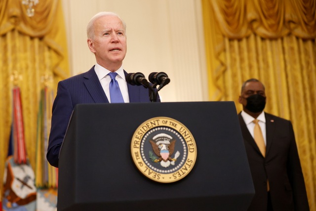 Ông Biden quên tên bộ trưởng quốc phòng - 1