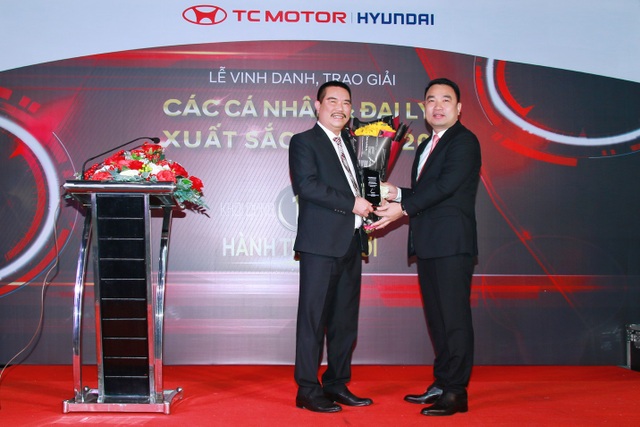 Hyundai Vinh - Đại lý xuất sắc toàn diện Tri ân khách hàng - Tôn vinh vẻ đẹp phụ nữ Việt Nam - 1 Hyundai Vinh - Đại lý xuất sắc toàn diện Tri ân khách hàng - Tôn vinh vẻ đẹp phụ nữ Việt Nam - 1
