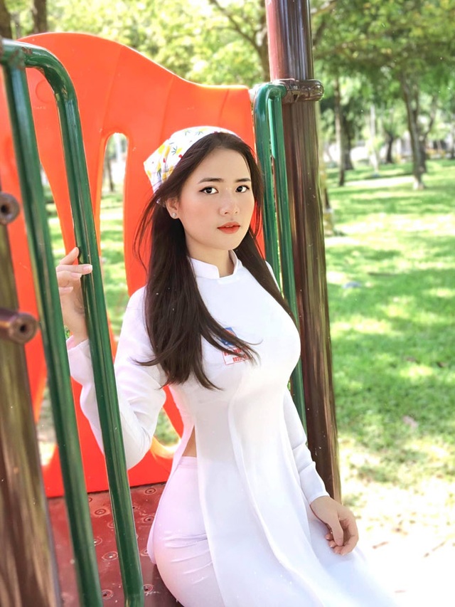 Nữ sinh Đồng Tháp giảm 16kg, lột xác ngỡ ngàng khiến bao chàng trai si mê - 6 Nữ sinh Đồng Tháp giảm 16kg, lột xác ngỡ ngàng khiến bao chàng trai si mê - 6