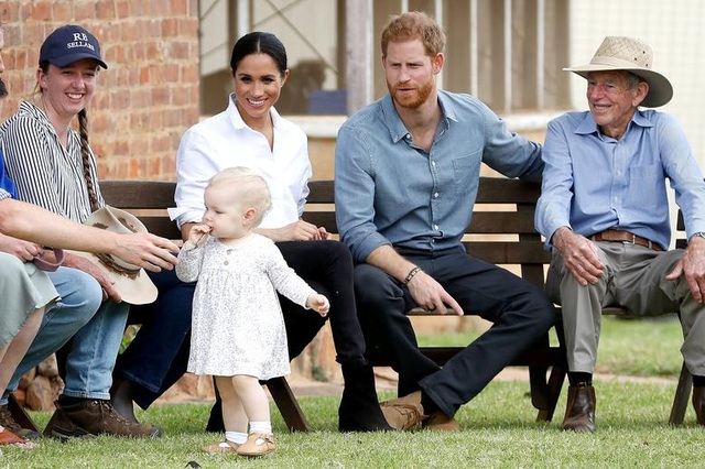 Hai năm khó khăn trong hoàng gia Anh của cựu diễn viên Mỹ Meghan Markle - 10 Hai năm khó khăn trong hoàng gia Anh của cựu diễn viên Mỹ Meghan Markle - 10