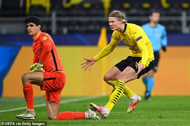 Haaland rực sáng, Dortmund nghẹt thở tiến vào tứ kết Champions League - 3 Haaland rực sáng, Dortmund nghẹt thở tiến vào tứ kết Champions League - 3
