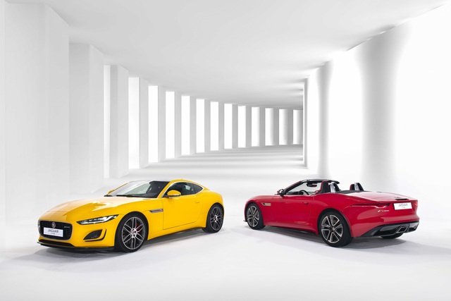 Jaguar F-TYPE mới về Việt Nam có giá lên đến 15,29 tỷ đồng - 1 Jaguar F-TYPE mới về Việt Nam có giá lên đến 15,29 tỷ đồng - 1