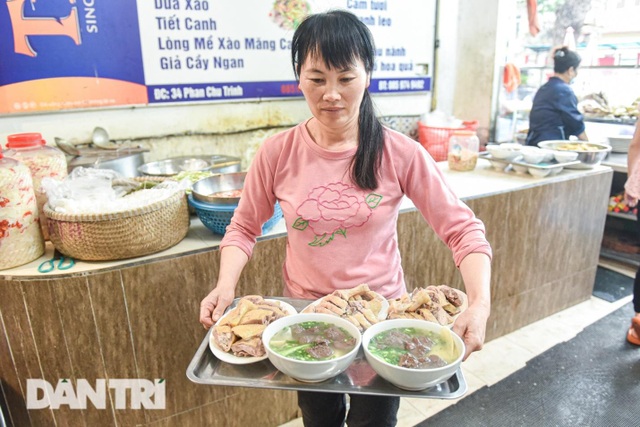 Quán ngan gié lâu đời ở Hà Nội, bà chủ U60 Quán ngan gié lâu đời ở Hà Nội, bà chủ U60