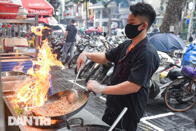 Quán ngan gié lâu đời ở Hà Nội, bà chủ U60 Quán ngan gié lâu đời ở Hà Nội, bà chủ U60