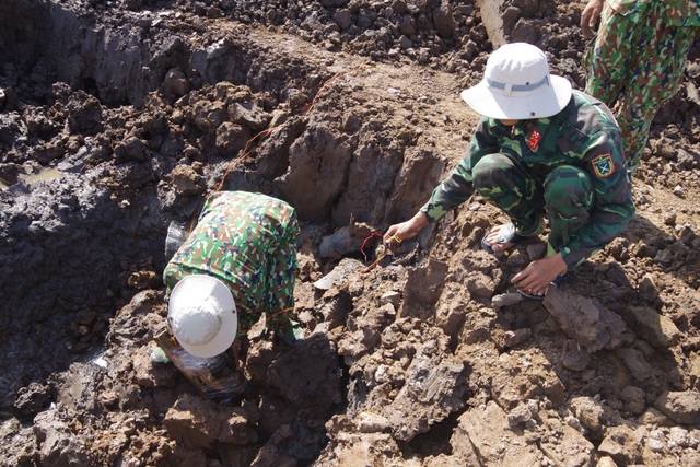 Hủy nổ gần hai tấn đạn, đầu đạn sót lại sau chiến tranh - 2 Hủy nổ gần hai tấn đạn, đầu đạn sót lại sau chiến tranh - 2