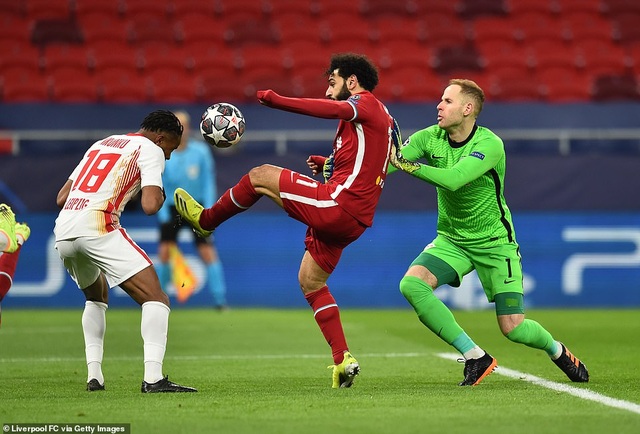 Chiến thắng chớp nhoáng, Liverpool tiến vào tứ kết Champions League - 2