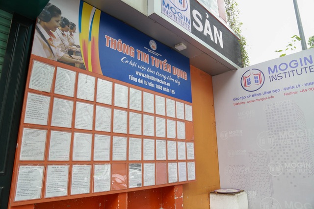 Nhiều lao động sập bẫy cò... xin việc ở bến xe - 5 Nhiều lao động sập bẫy cò... xin việc ở bến xe - 5