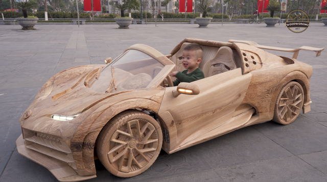 Chiếc Bugatti Centodieci bằng gỗ của anh thợ Việt gây sửng sốt trên báo Tây - 1 Chiếc Bugatti Centodieci bằng gỗ của anh thợ Việt gây sửng sốt trên báo Tây - 1