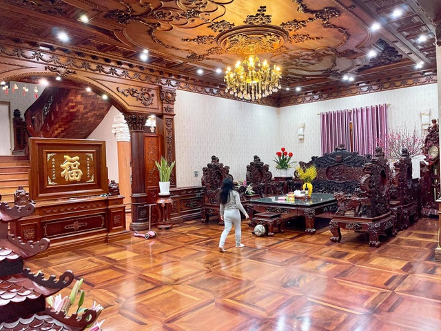 Choáng ngợp biệt thự siêu sang, nội thất dát toàn gỗ quý ở Bắc Ninh - 2