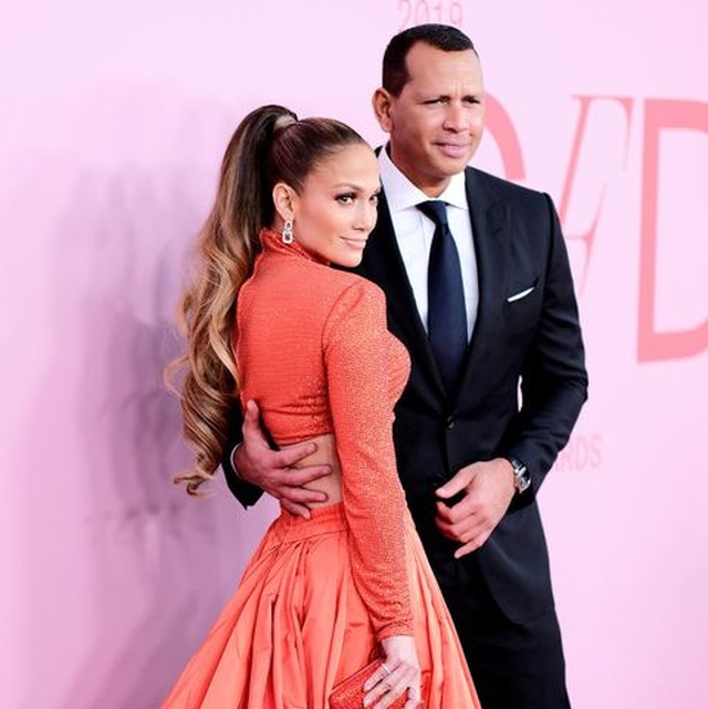 Jennifer Lopez và bạn trai phủ nhận tin đồn chia tay - 7 Jennifer Lopez và bạn trai phủ nhận tin đồn chia tay - 7
