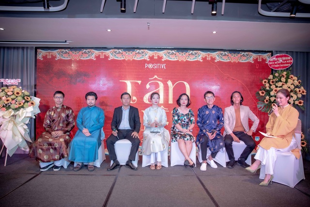 Sau Phượng Khấu, đạo diễn Huỳnh Tuấn Anh công bố Huyết Rồng - 3 Sau Phượng Khấu, đạo diễn Huỳnh Tuấn Anh công bố Huyết Rồng - 3