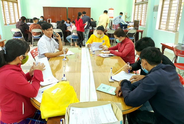 Quảng Nam: Gần 12 nghìn chỉ tiêu tại phiên giao dịch việc làm đầu năm - 1 Quảng Nam: Gần 12 nghìn chỉ tiêu tại phiên giao dịch việc làm đầu năm - 1