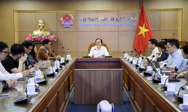 Bộ trưởng Phùng Xuân Nhạ ý kiến về đề xuất xây dựng nền tảng giáo dục số - 1