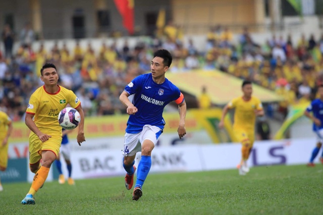 Văn Đức đá chính, SL Nghệ An lần đầu giành chiến thắng ở V-League 2021 - 3