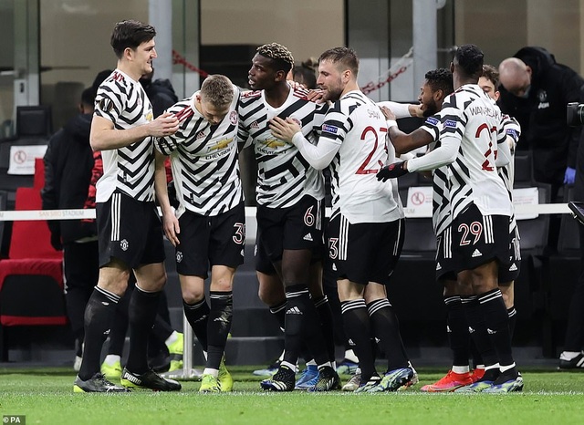 Những khoảnh khắc Man Utd khiến AC Milan ngậm ngùi chia tay Europa League - 14 Những khoảnh khắc Man Utd khiến AC Milan ngậm ngùi chia tay Europa League - 14