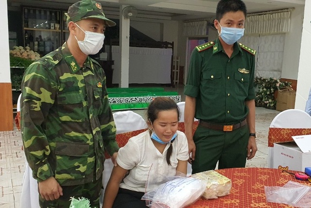 Ba ngày liên tiếp triệt phá 3 vụ ma túy, thu hơn 4.000 viên, 2kg ma túy đá - 1