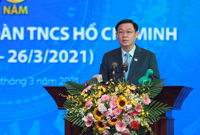 Tuyển thủ Hùng Dũng được trao giải Gương mặt trẻ Thủ đô tiêu biểu 2020 - 1 Tuyển thủ Hùng Dũng được trao giải Gương mặt trẻ Thủ đô tiêu biểu 2020 - 1