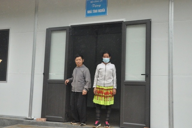 Bộ trưởng Tô Lâm trao tặng nhà cho người nghèo vùng cao Thanh Hóa - 6 Bộ trưởng Tô Lâm trao tặng nhà cho người nghèo vùng cao Thanh Hóa - 6
