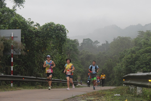 Ông Đoàn Ngọc Hải chinh phục 42km marathon tại Phong Nha - Kẻ Bàng - 1 Ông Đoàn Ngọc Hải chinh phục 42km marathon tại Phong Nha - Kẻ Bàng - 1