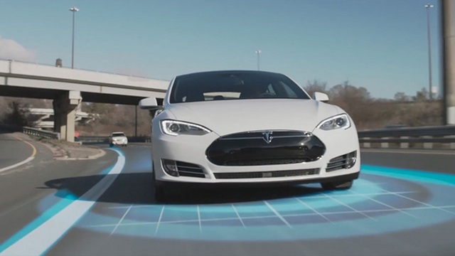 Xe điện Tesla bị Trung Quốc nghi làm gián điệp quân sự - 1 Xe điện Tesla bị Trung Quốc nghi làm gián điệp quân sự - 1