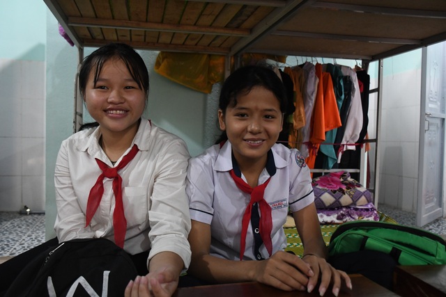 Khánh thành 3 phòng bán trú tặng các em học sinh vùng cao Quảng Ngãi - 7 Khánh thành 3 phòng bán trú tặng các em học sinh vùng cao Quảng Ngãi - 7
