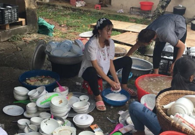 Làm dâu trưởng: Thích chỗ nào mà ham? - 1 Làm dâu trưởng: Thích chỗ nào mà ham? - 1