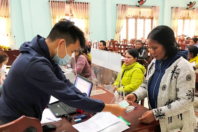 Hiệu quả tín dụng đối với hộ nghèo ở vùng biên Quảng Nam - 1 Hiệu quả tín dụng đối với hộ nghèo ở vùng biên Quảng Nam - 1