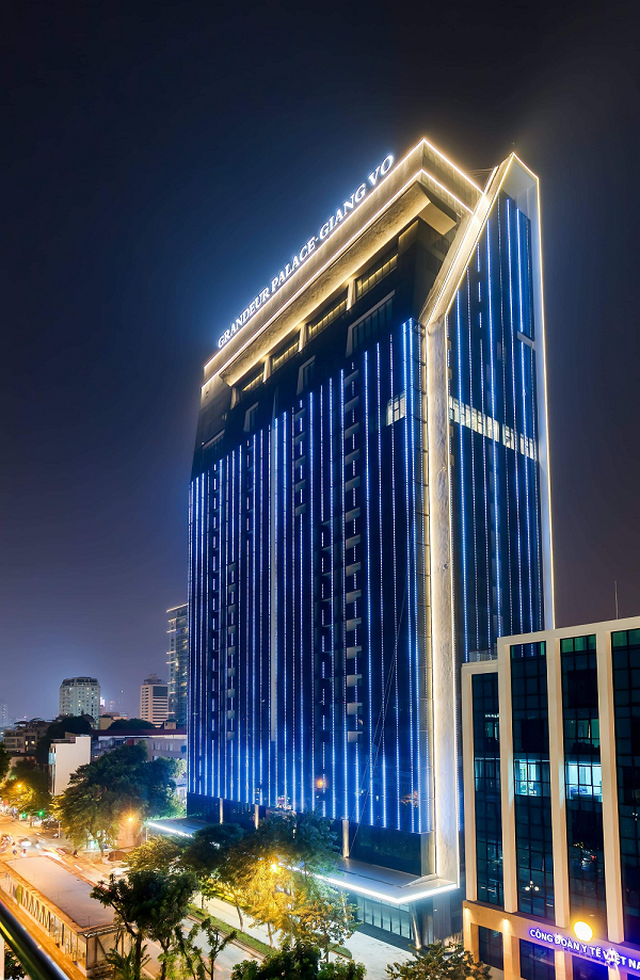 Văn Phú - Invest - Top 10 nhà phát triển bất động sản hàng đầu Việt Nam năm 2020 - 3 Văn Phú - Invest - Top 10 nhà phát triển bất động sản hàng đầu Việt Nam năm 2020 - 3