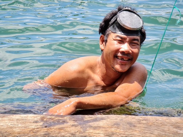 Chuyện nghề của người thợ lặn cuối cùng trên Thủy điện Đồng Nai 3 - 2 Chuyện nghề của người thợ lặn cuối cùng trên Thủy điện Đồng Nai 3 - 2