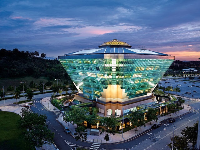Tòa nhà kim cương siêu tiết kiệm năng lượng ở Malaysia - 1