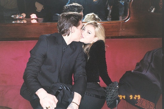 Loạt ảnh tình tứ của Brooklyn Beckham và con gái tỷ phú - 10 Loạt ảnh tình tứ của Brooklyn Beckham và con gái tỷ phú - 10