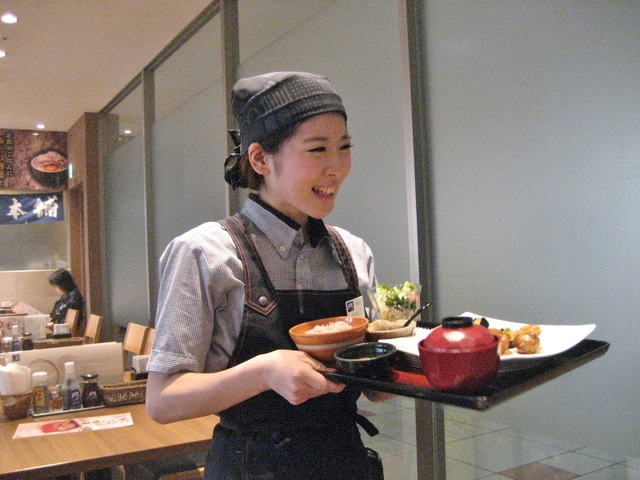 Những quy tắc bất thành văn khi đi ăn nhà hàng ở Nhật Bản - 1