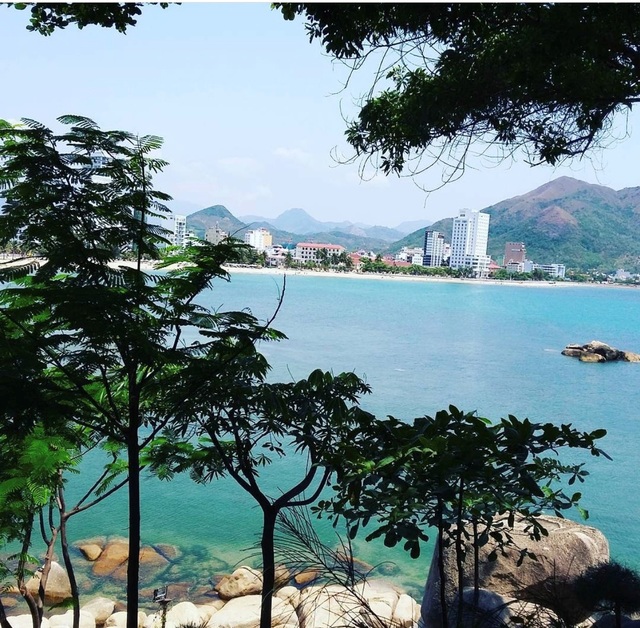 Chụp cháy máy ở 3 quán cà phê view biển hút khách bậc nhất Nha Trang - 1 Chụp cháy máy ở 3 quán cà phê view biển hút khách bậc nhất Nha Trang - 1