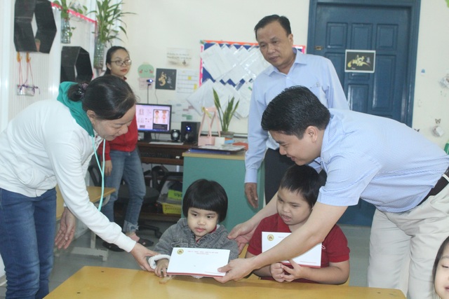 Quảng Nam phấn đấu giảm từ 2.000 hộ nghèo trong năm 2021 - 2 Quảng Nam phấn đấu giảm từ 2.000 hộ nghèo trong năm 2021 - 2