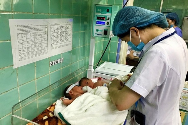 Quảng Bình: Sản phụ mang thai 3 tự nhiên hiếm gặp - 1 Quảng Bình: Sản phụ mang thai 3 tự nhiên hiếm gặp - 1