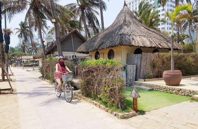 Điểm danh những nhà hàng, công trình khủng chắn biển Nha Trang - 9 Điểm danh những nhà hàng, công trình khủng chắn biển Nha Trang - 9