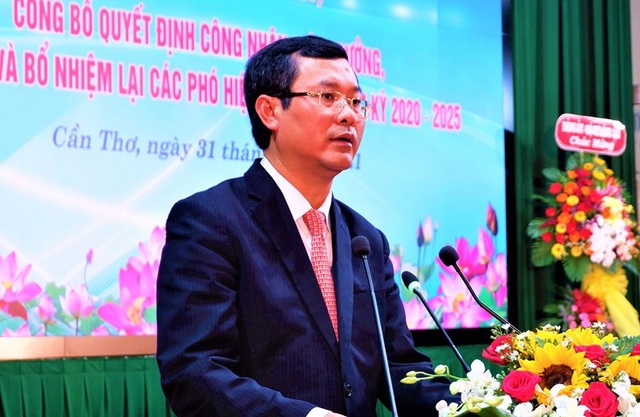 GS.TS Hà Thanh Toàn tiếp tục làm hiệu trưởng trường ĐH Cần Thơ đến năm 2025 - 3 GS.TS Hà Thanh Toàn tiếp tục làm hiệu trưởng trường ĐH Cần Thơ đến năm 2025 - 3
