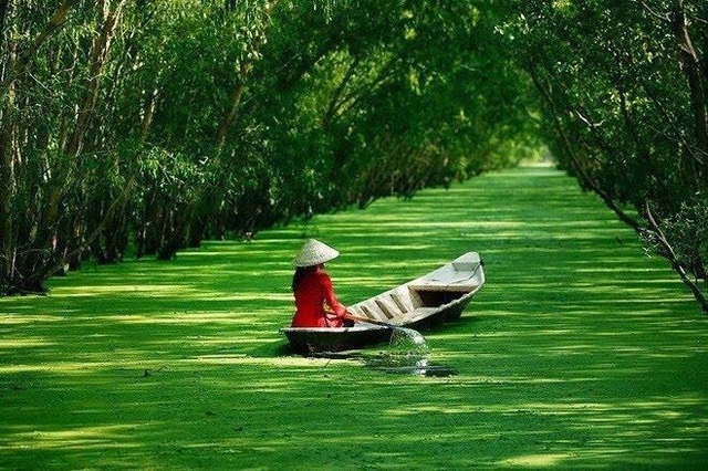 Crystal Holidays tăng vốn điều lệ lên 600 tỷ đồng, lấn sân sang BĐS nông nghiệp và nghỉ dưỡng - 1 Crystal Holidays tăng vốn điều lệ lên 600 tỷ đồng, lấn sân sang BĐS nông nghiệp và nghỉ dưỡng - 1