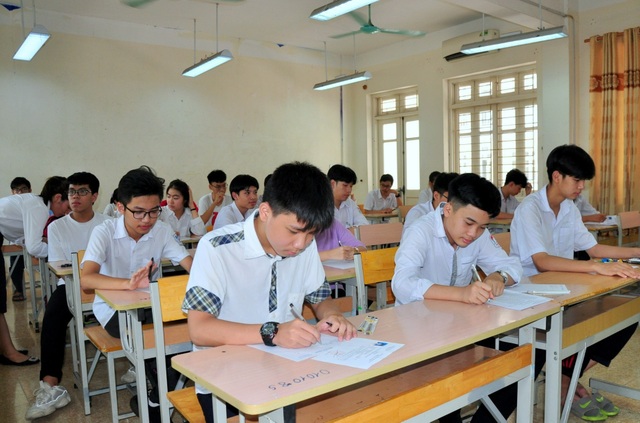 Tăng cường năng lực số cho giáo viên ngoại ngữ và học sinh - 2 Tăng cường năng lực số cho giáo viên ngoại ngữ và học sinh - 2