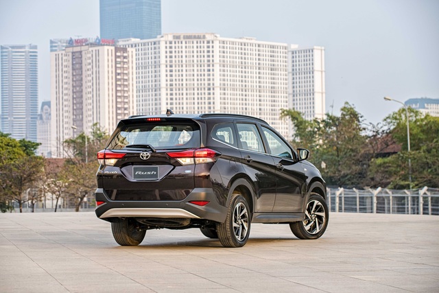 Chất SUV trên Toyota Rush tạo lợi thế khác biệt trước các đối thủ - 4 Chất SUV trên Toyota Rush tạo lợi thế khác biệt trước các đối thủ - 4