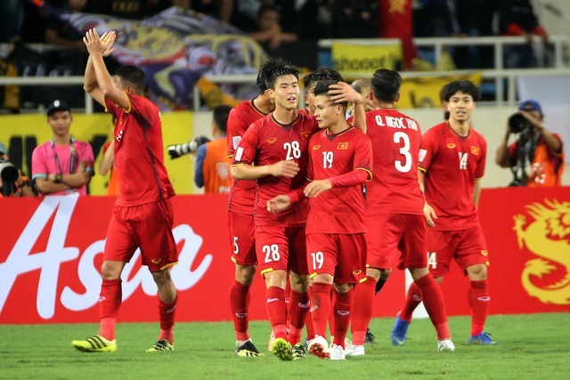 Không thi đấu, tuyển Việt Nam vẫn tăng một bậc trên bảng xếp hạng FIFA - 1
