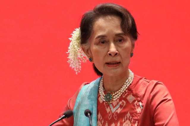 Bà Suu Kyi bị cáo buộc mắc trọng tội, đối mặt án tù 14 năm - 1
