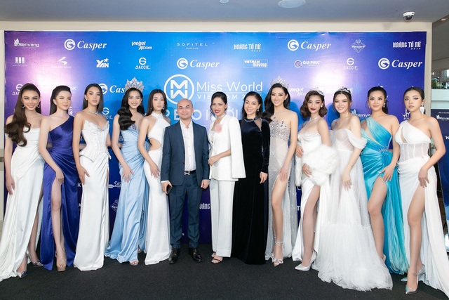 Lương Thùy Linh xuất hiện lộng lẫy cùng nhà tài trợ kim cương Miss World Vietnam 2021 - 1 Lương Thùy Linh xuất hiện lộng lẫy cùng nhà tài trợ kim cương Miss World Vietnam 2021 - 1