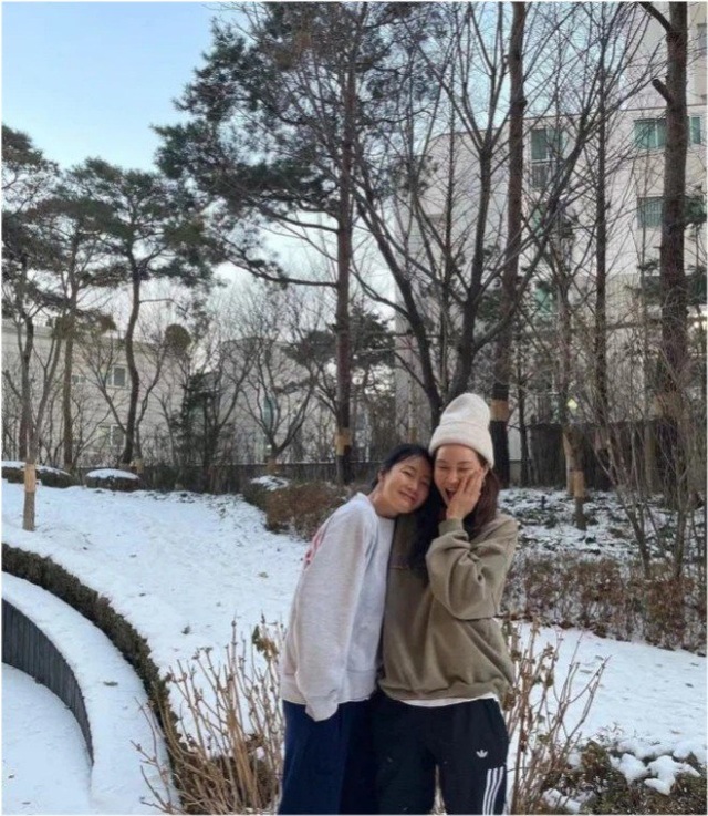 Hôn nhân viên mãn với chồng kém 9 tuổi khiến Choi Ji Woo ngày càng trẻ đẹp! - 10 Hôn nhân viên mãn với chồng kém 9 tuổi khiến Choi Ji Woo ngày càng trẻ đẹp! - 10