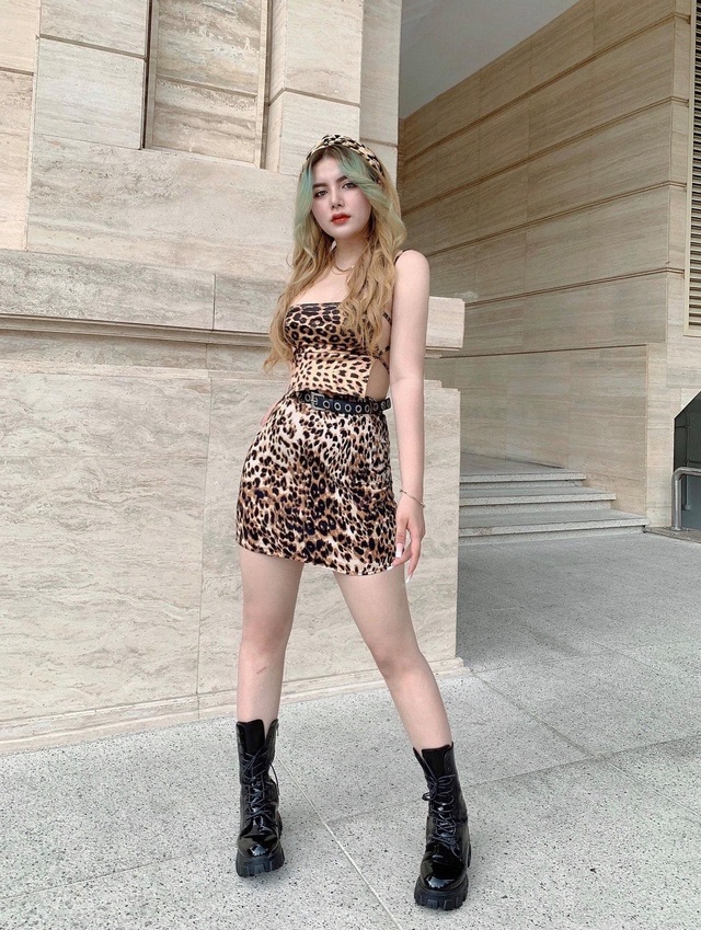 Phong cách cá tính, đầy quyến rũ của hot girl Bình Dương - 10 Phong cách cá tính, đầy quyến rũ của hot girl Bình Dương - 10