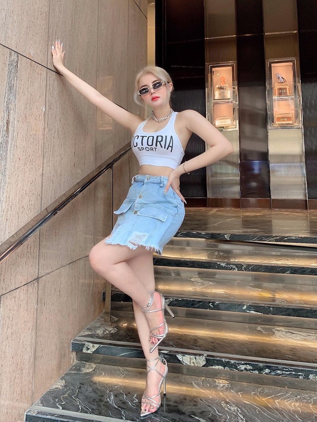 Phong cách cá tính, đầy quyến rũ của hot girl Bình Dương - 6 Phong cách cá tính, đầy quyến rũ của hot girl Bình Dương - 6