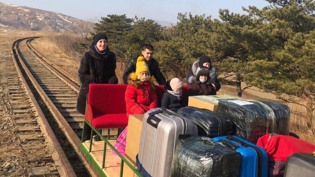 Nhà ngoại giao nước ngoài đồng loạt rời Triều Tiên - 1 Nhà ngoại giao nước ngoài đồng loạt rời Triều Tiên - 1
